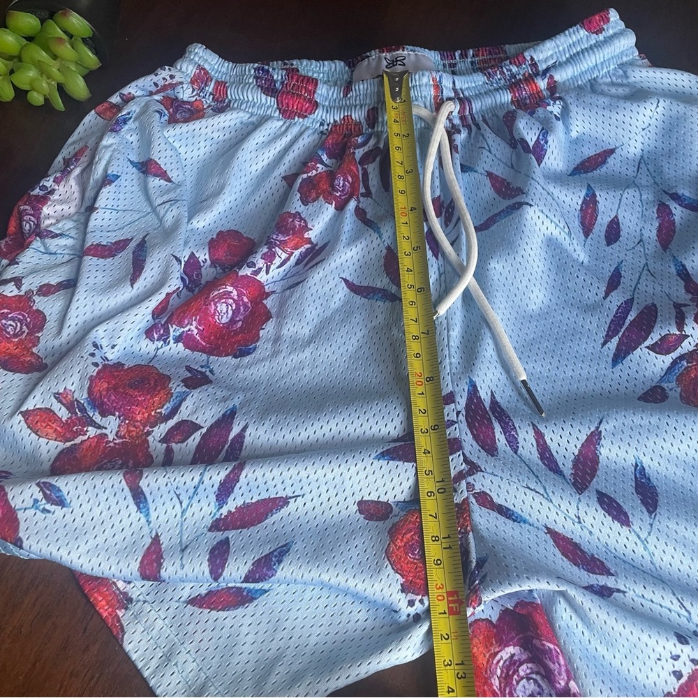 Ryoko Rain Blue Shorts With Roses Floral Print Size XL - Picture 10 of 13